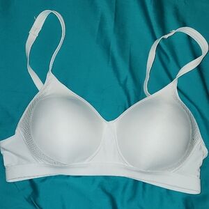 Hanes Classic White Bra